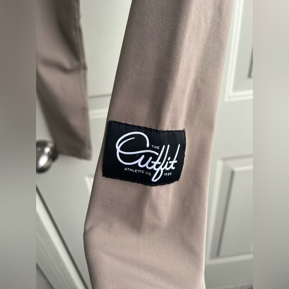 The Outfit Athletic “The Empress” Legging - Walnut - Size M - Picture 7 of 15